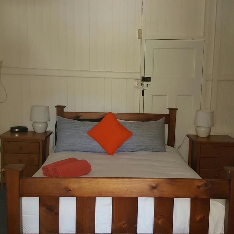 Joes Waterhole Hotel Eumundi Eksteriør bilde