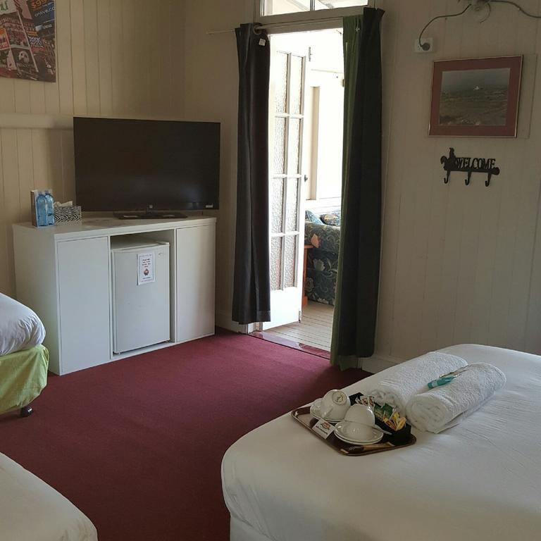 Joes Waterhole Hotel Eumundi Eksteriør bilde